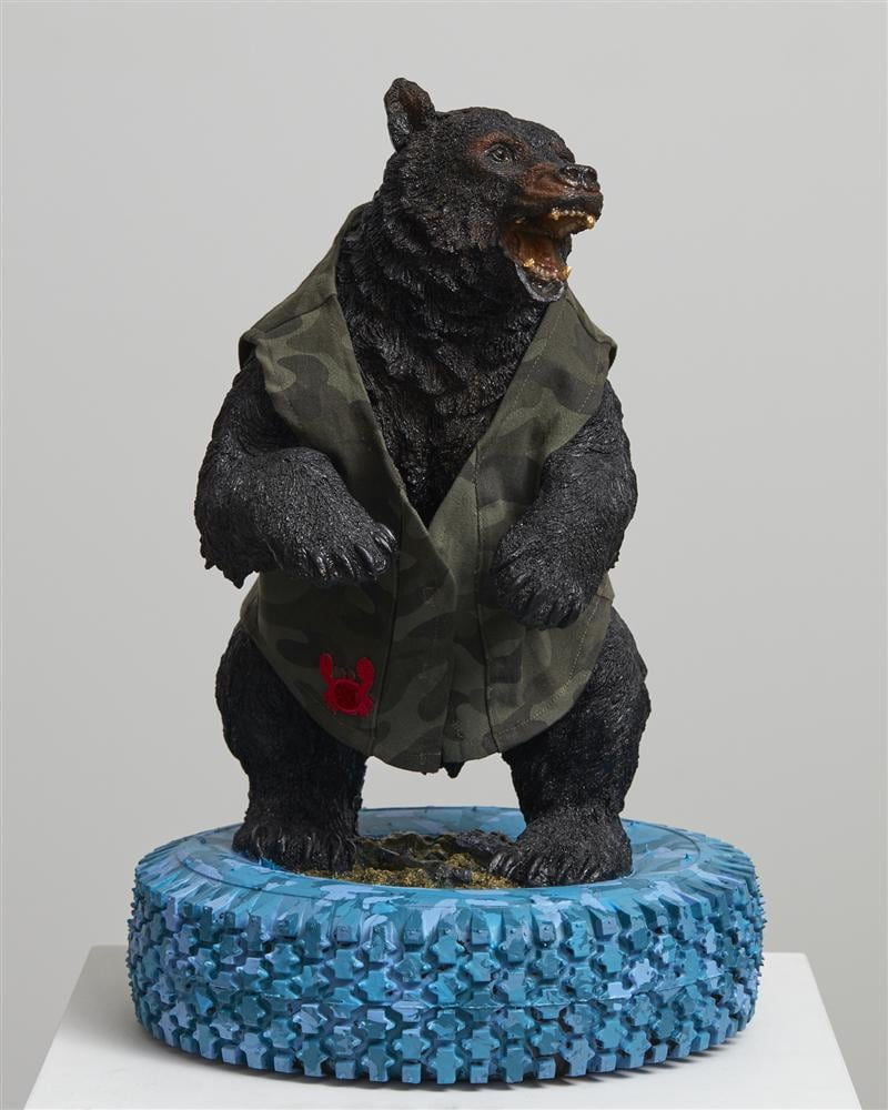 Scott Eady, Cosy Bear, 2017