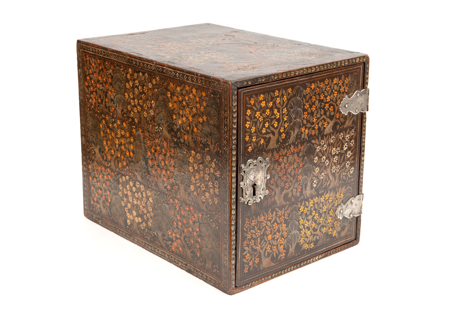 An Indo-Portuguese Chaul painted ventó, India, probably Chaul, early 17th century