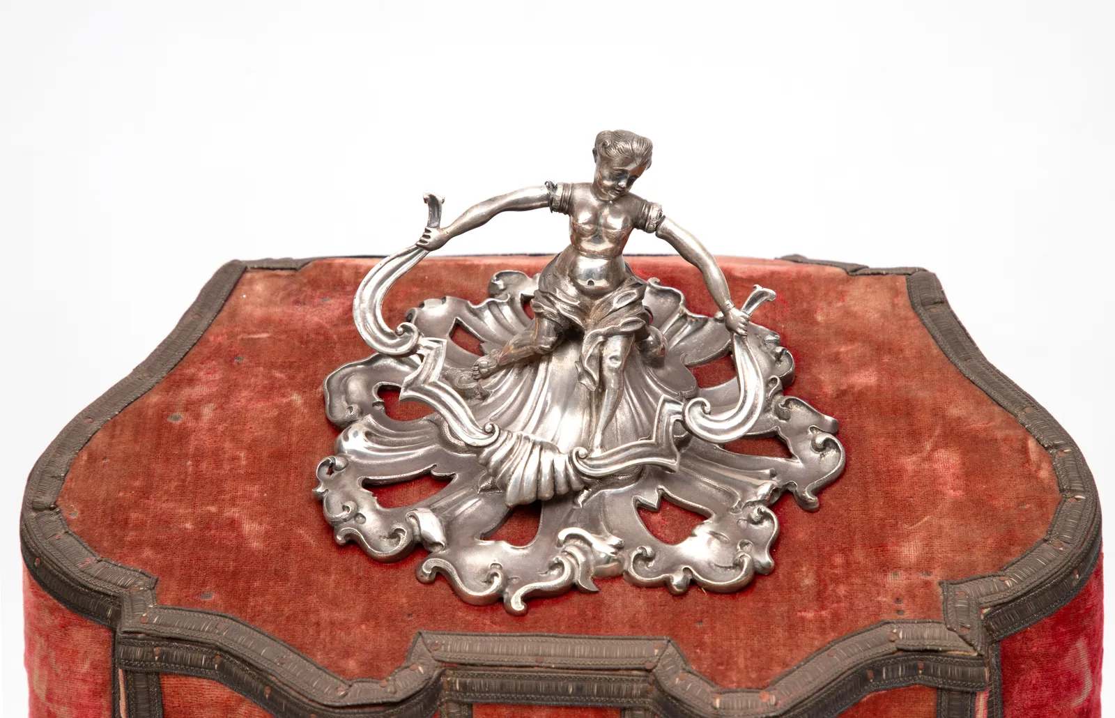 Conjunto de talheres - colheres, garfos e facas em ouro (6 de cada), com estojo/barretina, Portugal, Lisboa, ca. 1740-1750