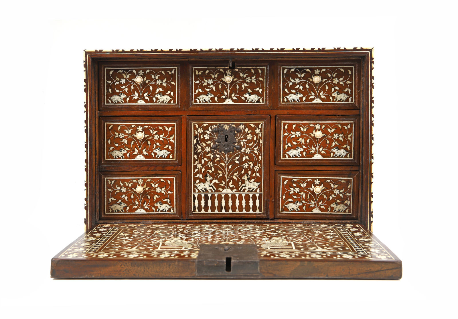 An Indo-Portuguese writing cabinet with two noblemen sitting, India, Gujarat; late 16th century