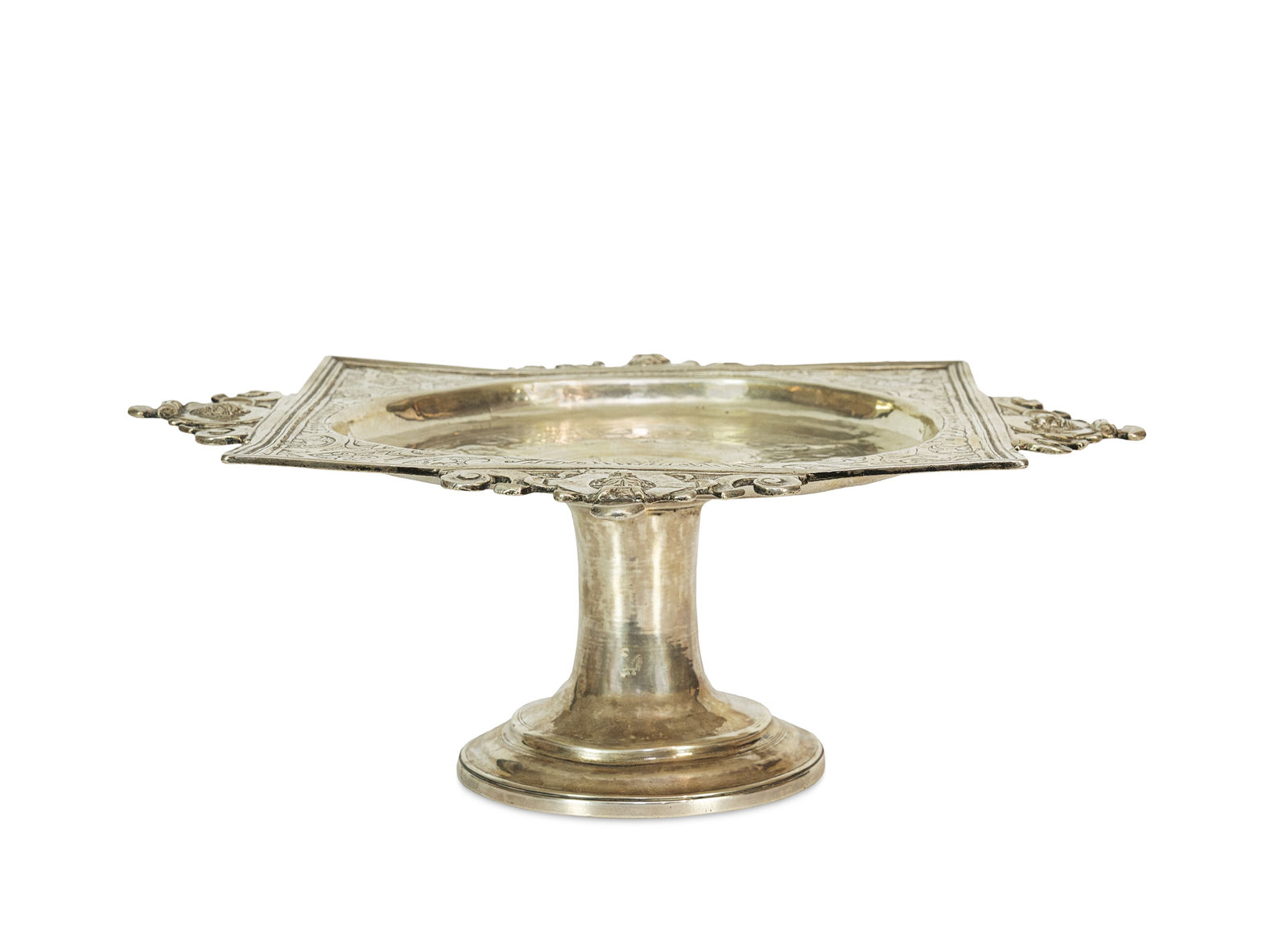 A Portuguese 16th century footed silver dish (Tazza), Portugal, Lisbon; 2nd half of the 16th century