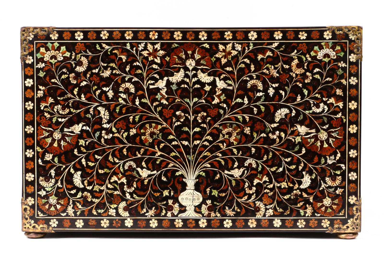 Contador de Mesa Indo-Português, Província do Norte do Estado Português da Índia, provavelmente Taná, Bombaim, Séc. XVI (finais)