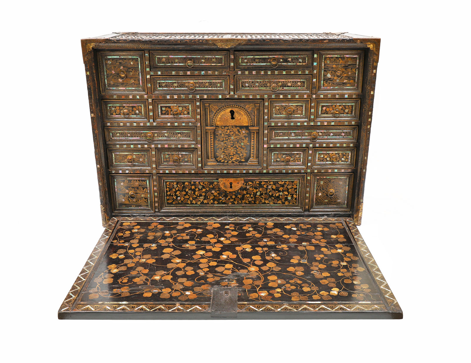 Contador "Escamas de Peixe" Namban, Japão, período Momoyama (1573-1603)