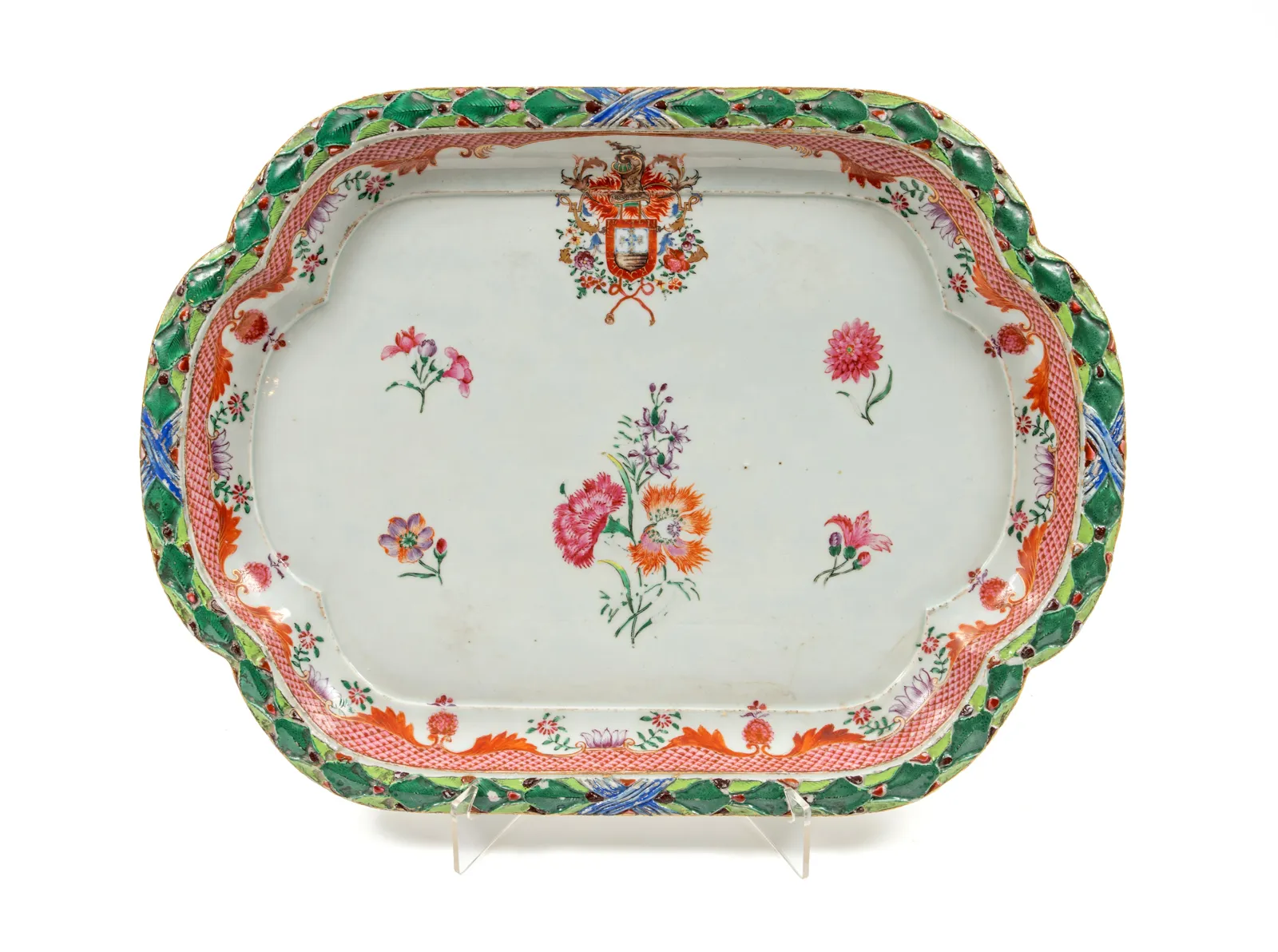 Terrina com travessa com armas Cruz Sobral Alagoa II, período Qianlong , ca. 1750