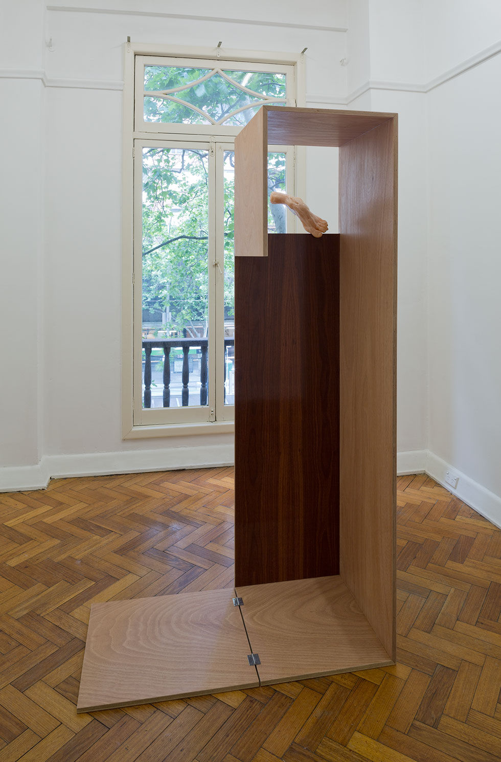 Cate Consandine, Uplifting and Falling, 2015