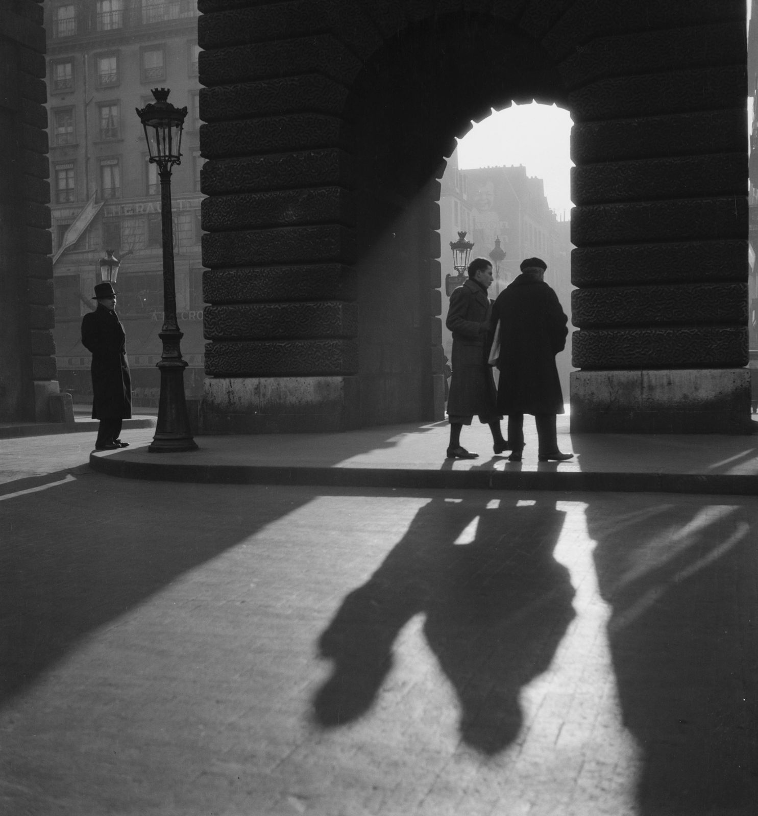 Roger Schall, Porte Saint Martin, 1935