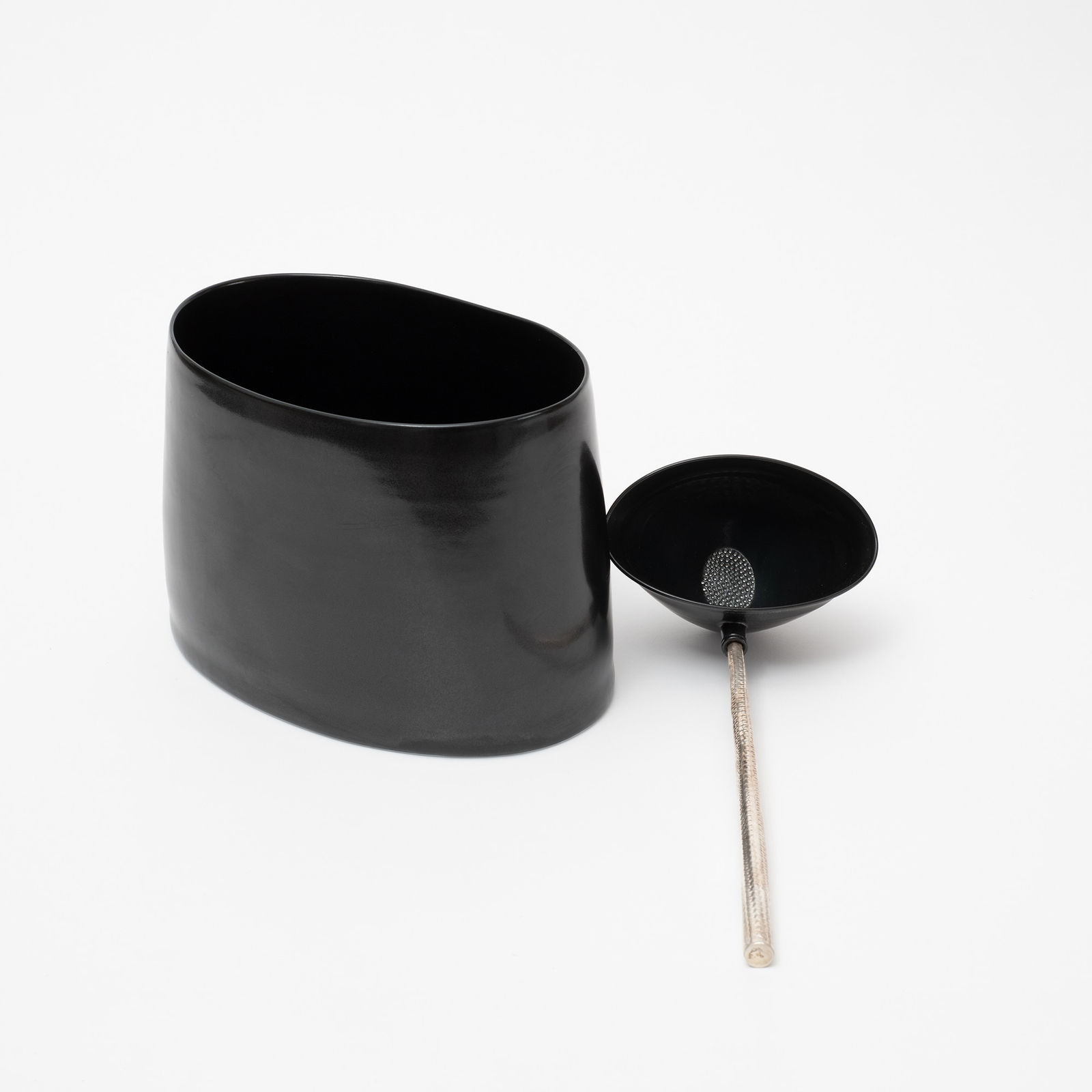 Prue Venables, Obsidian shadow, 2021