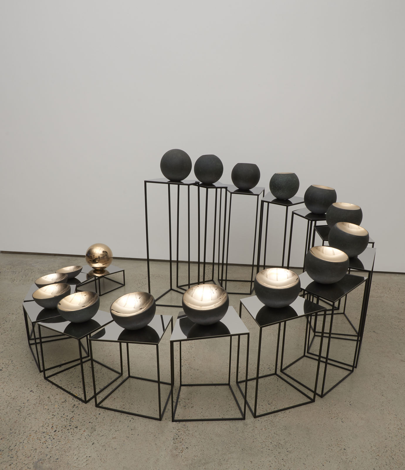 Marion Borgelt, Bronze Tsukimi: No. 1, 2017