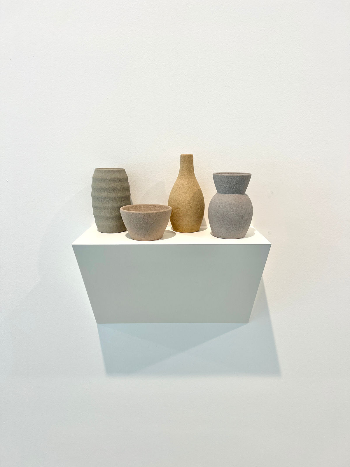 Angela Valamanesh, Dispositions L, 2002