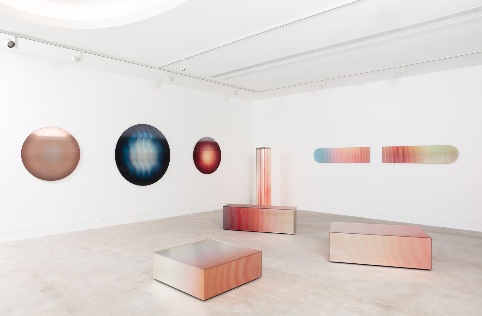 Rive Roshan, Radiance Table, Pink Citrine, 2023