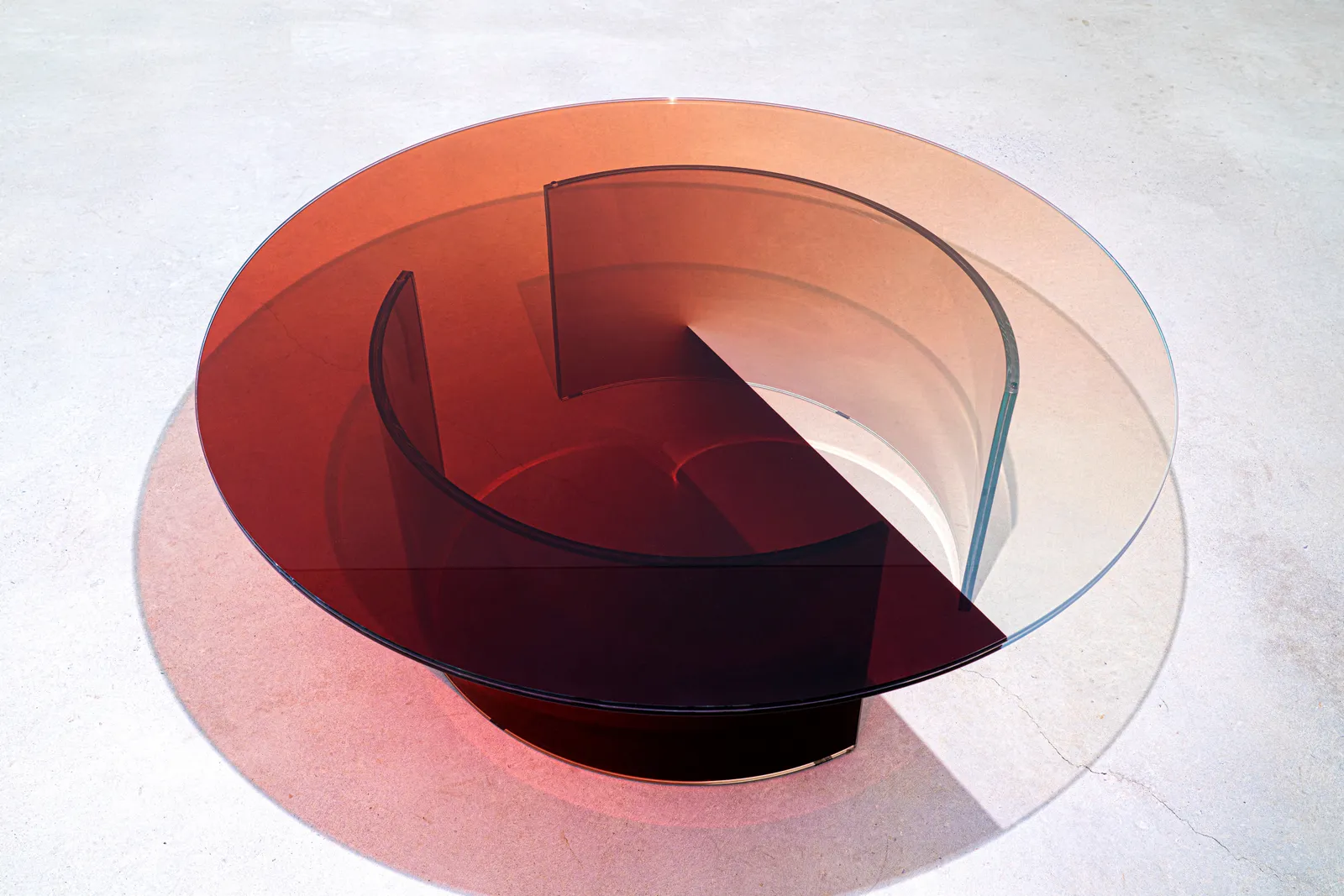 Rive Roshan, Colour Dial Table, Red Light, 2020