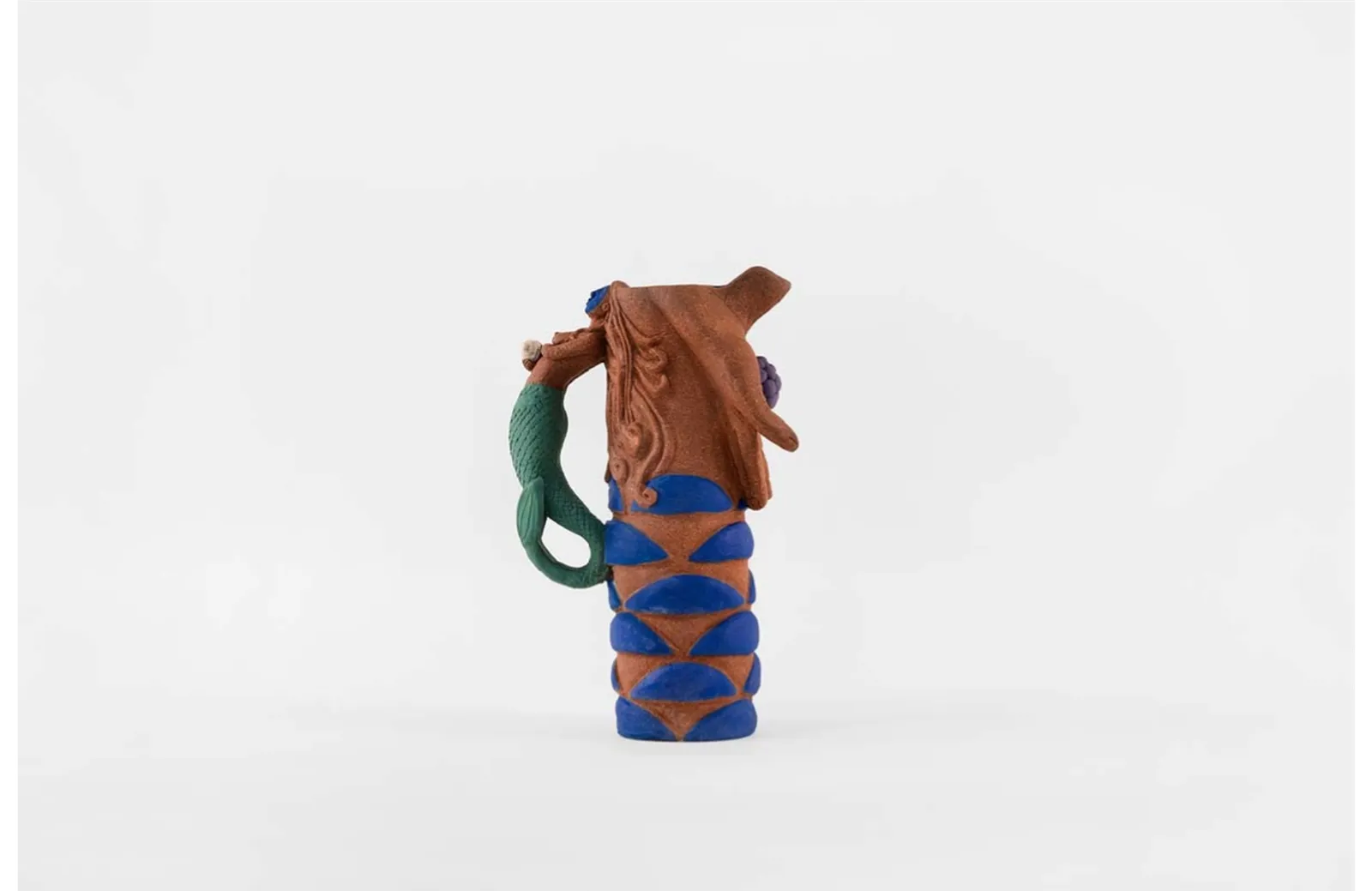 Nina Surel, She Held a Shell to Carry Her Story, 2025