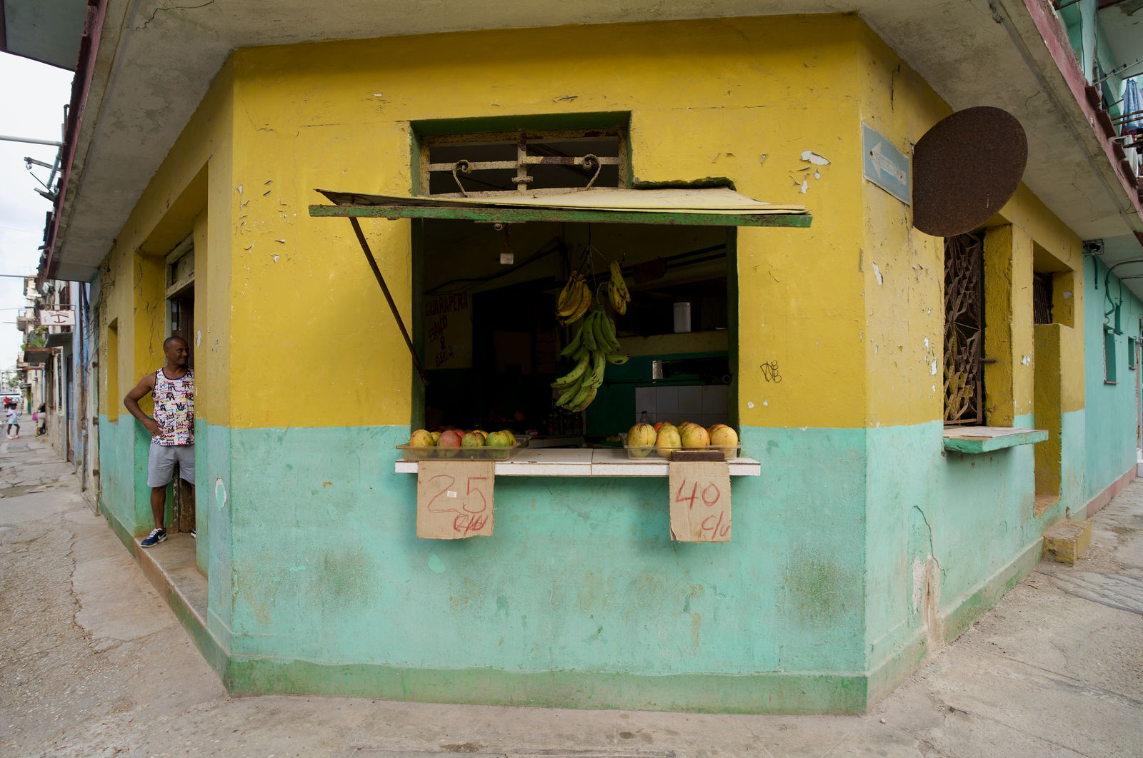 Joseph Kiblitsky, Untitled (Havana, Cuba XII), 2022