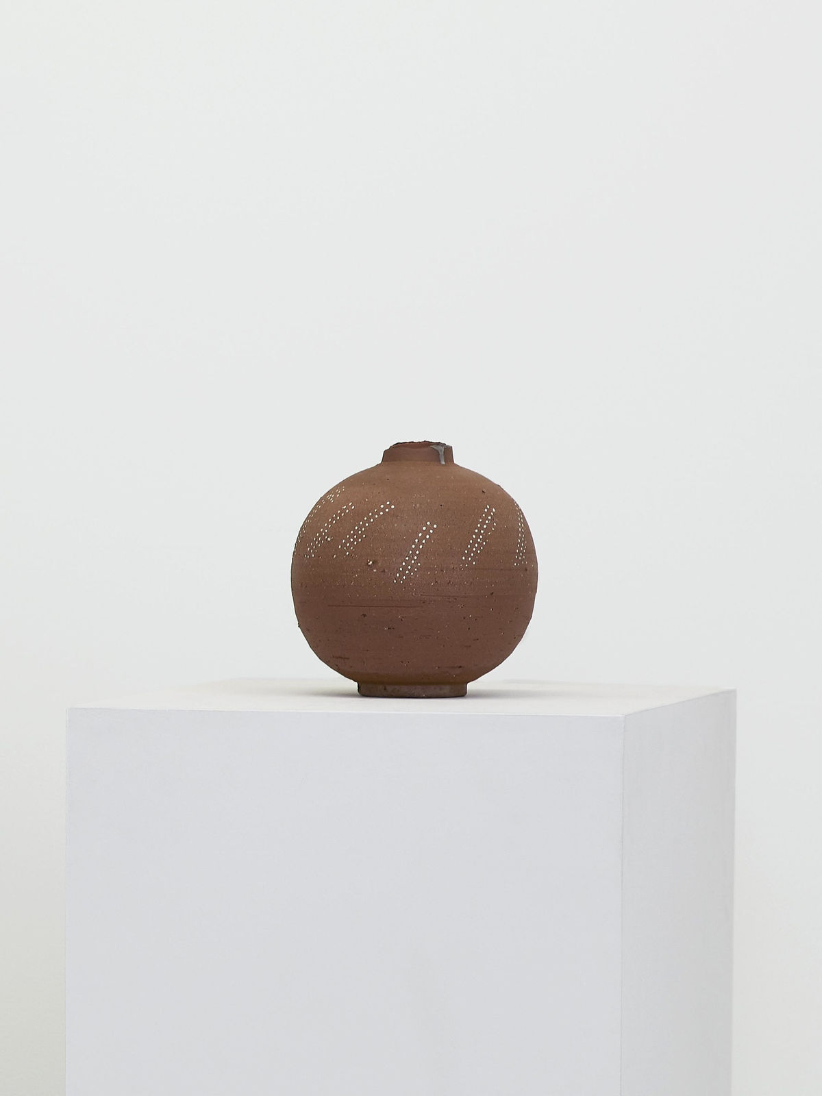 Yagi Kazuo (1918−1979) , Vase