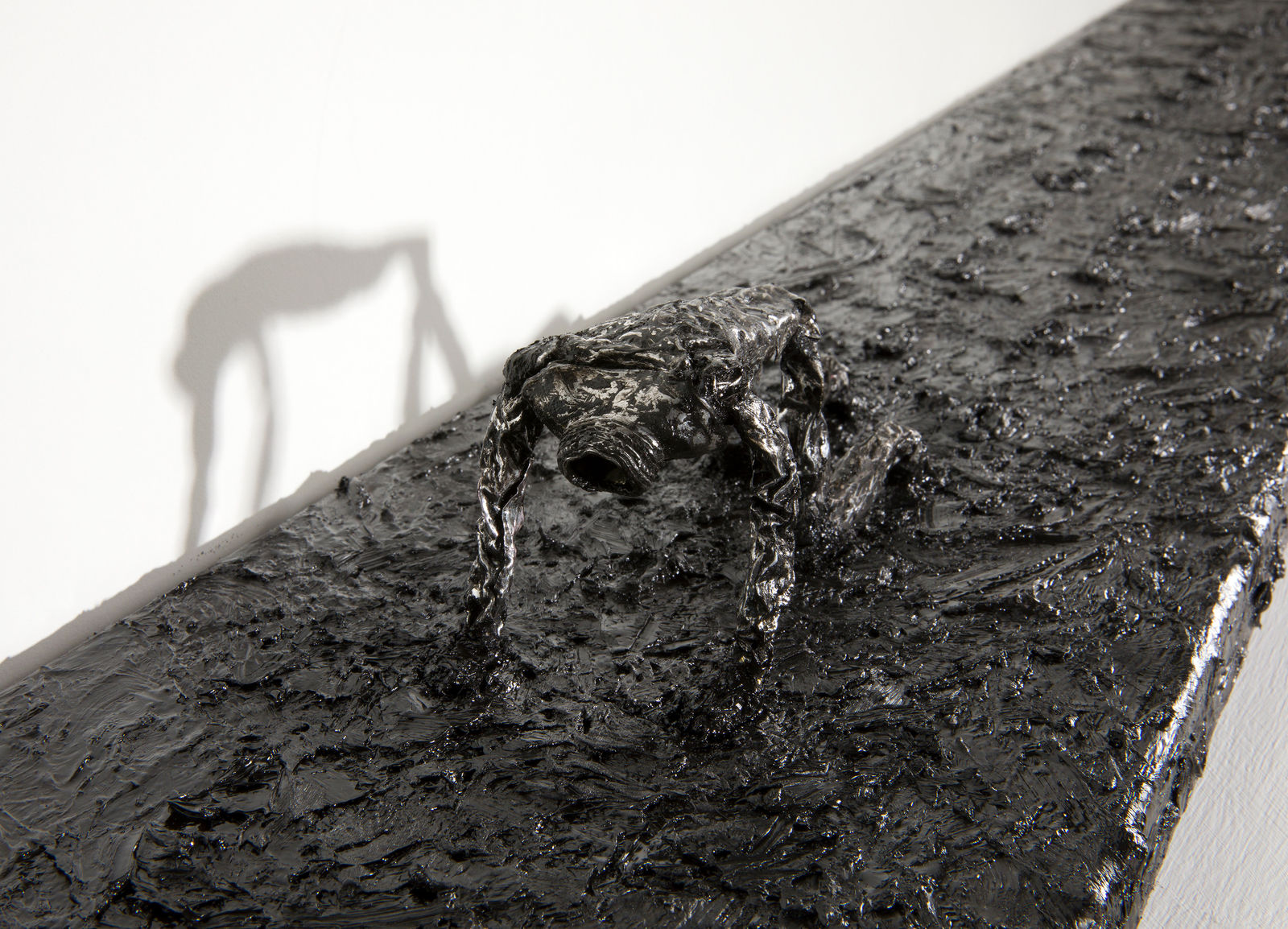 Shi Jin-Hua, A Crawling Man, 2018-2019