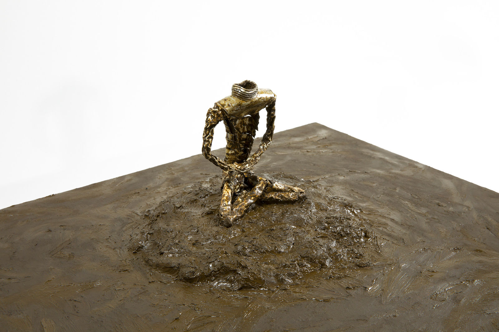 Shi Jin-Hua, A Man Who Meditating above Himself, 2018-2019