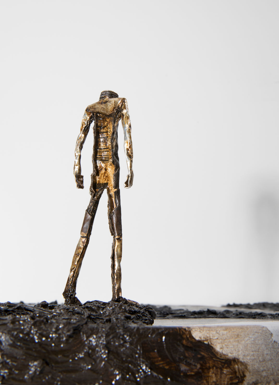 Shi Jin-Hua, Five Walkers in the Square , 2018-2019