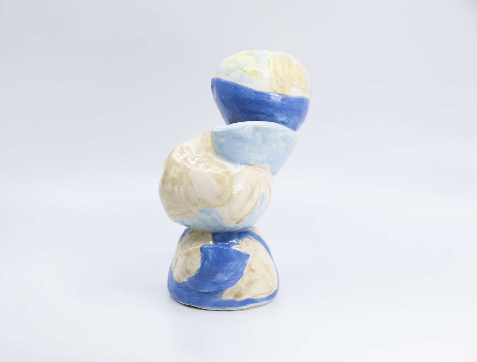 Anna John, Stacked Bowl Sculpture (horizon, legs), 2020