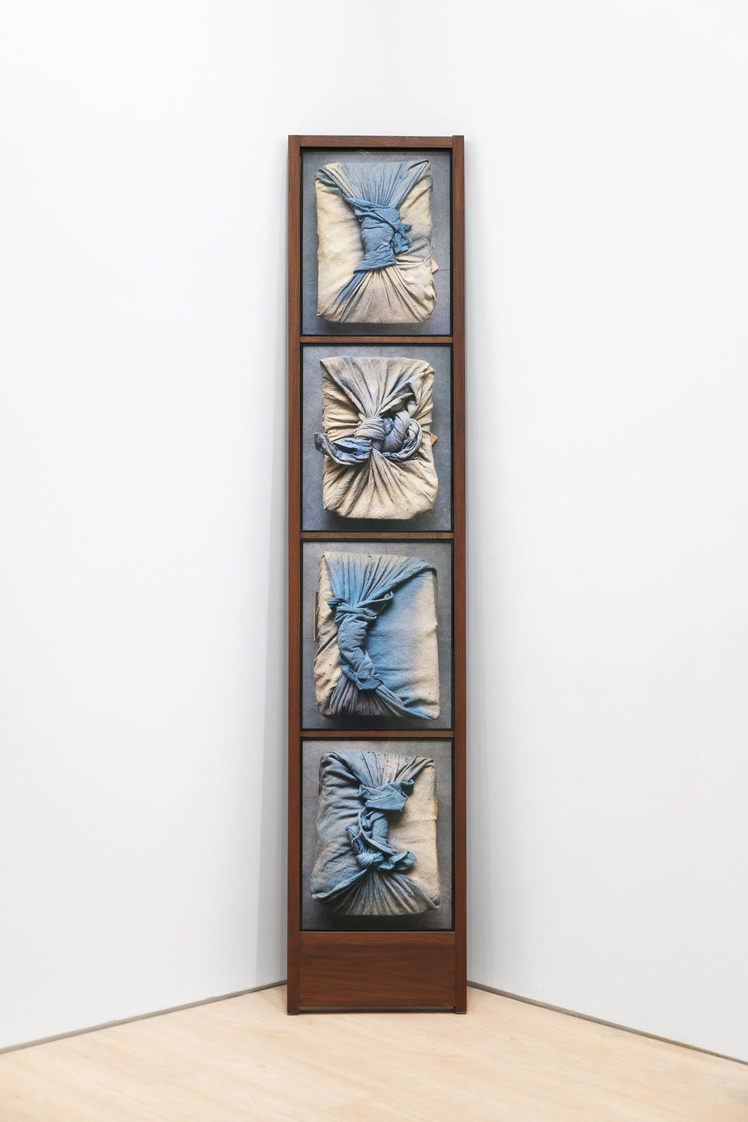 Dayanita Singh, (Blue) 2｜（蓝）2 , 2018