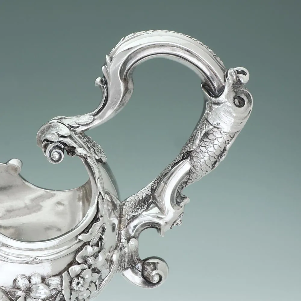 Lewis Pantin, A Pair of George II Antique English Silver Sauce Boats, c. 1738