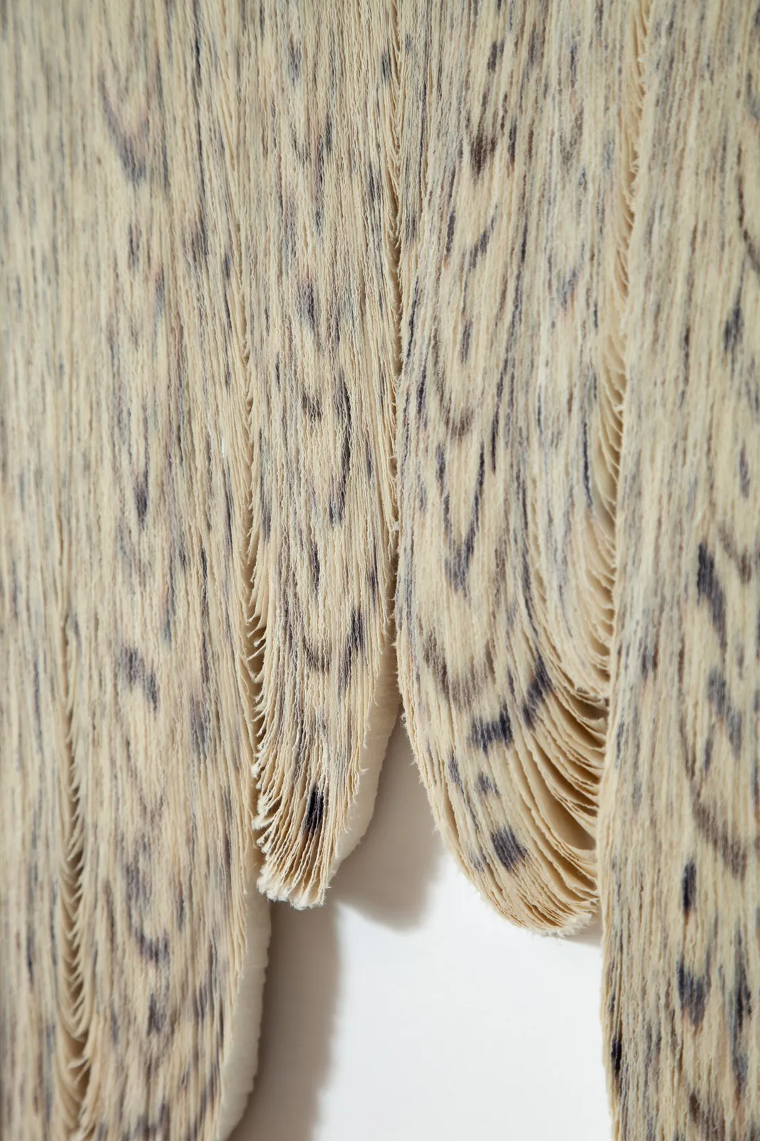 Alida Kuzemczak-Sayer, Wet Volume, 2026