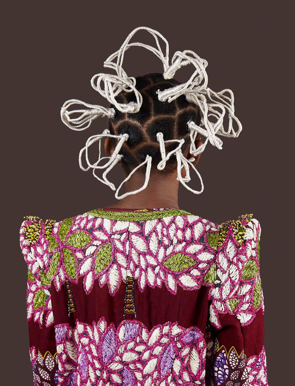 Medina Dugger, Silver Calabar in Torlowei de la série CHROMA: une ode à J.D. ‘Okhai Ojeikere', 2017