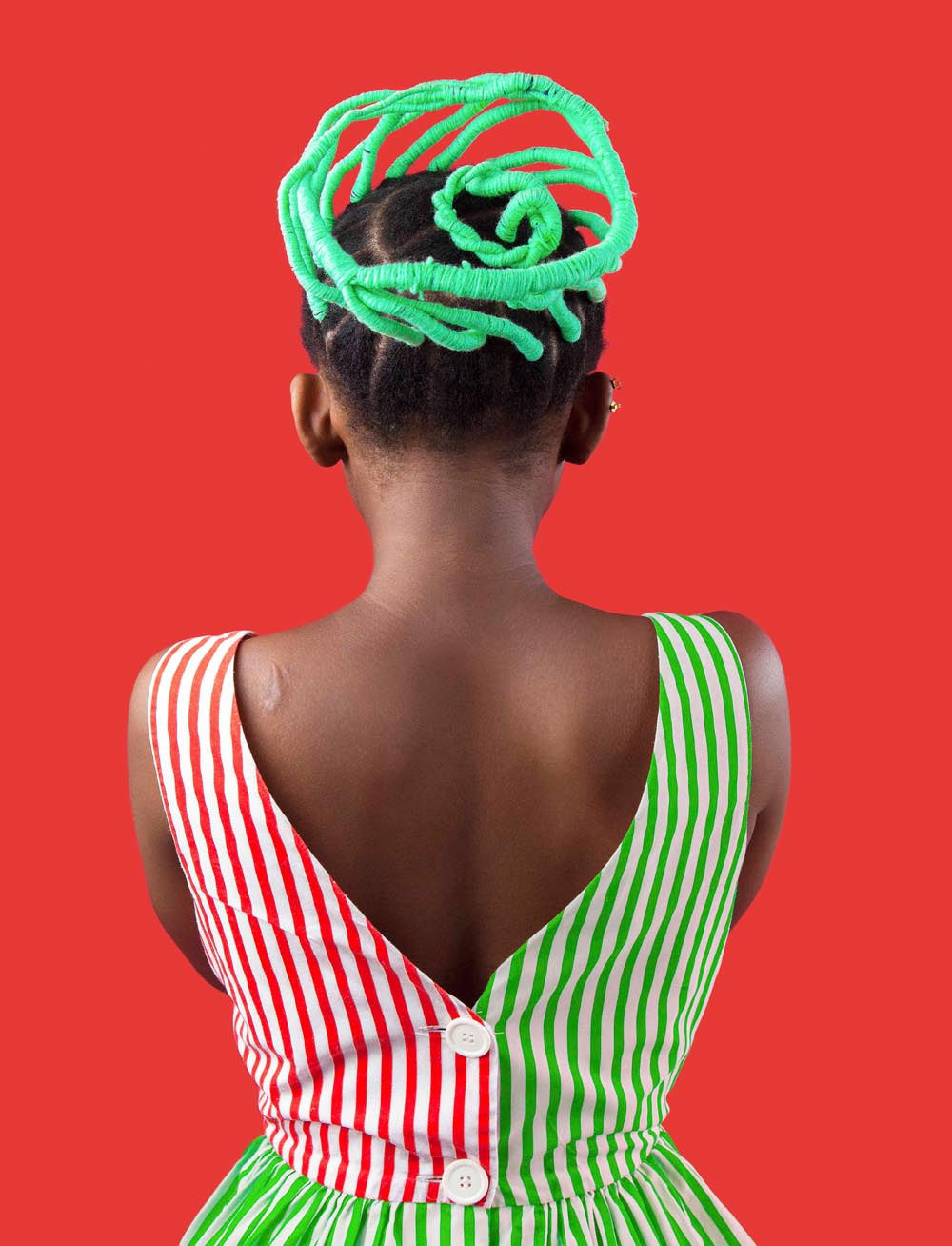 Medina Dugger, Mint Tea Cup and Saucer de la série CHROMA: une ode à J.D. ‘Okhai Ojeikere’, 2017