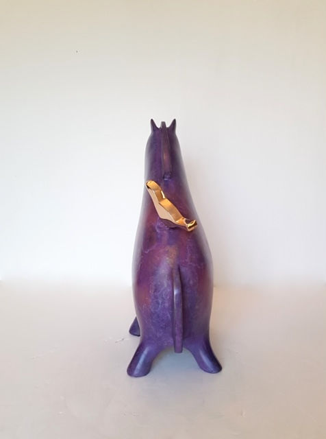 Stephanie Hess, Demi Pilgrim