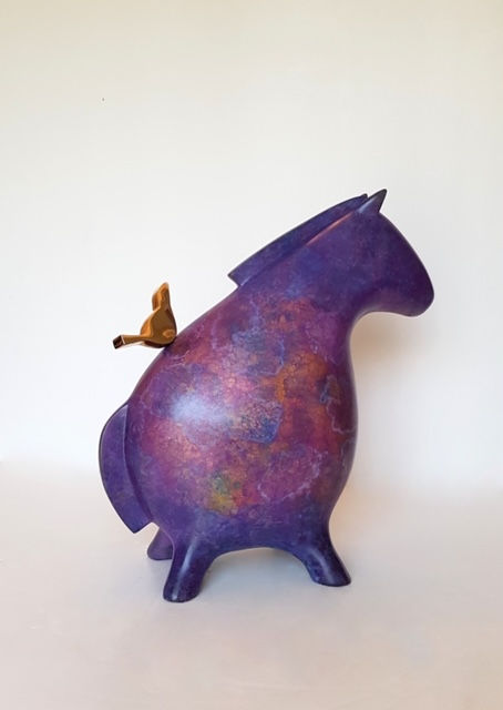 Stephanie Hess, Demi Pilgrim