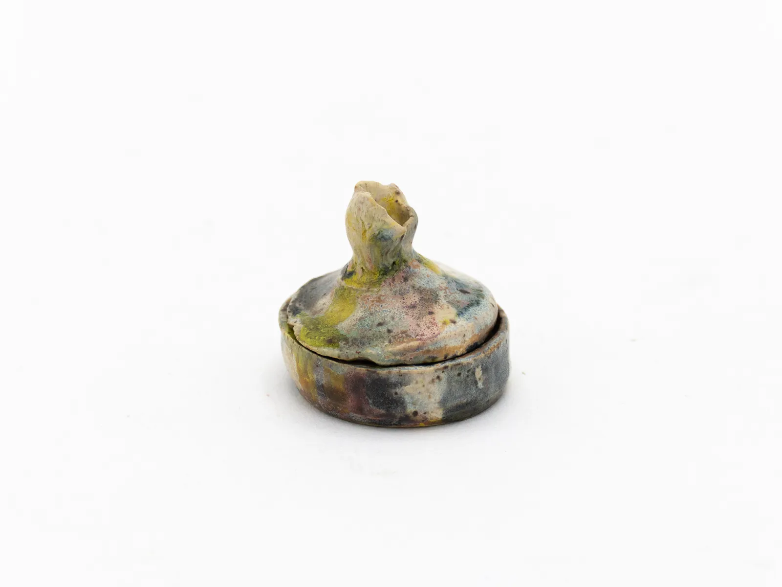 Kevin McNamee-Tweed, Tiny container with Lid:Spout, 2023