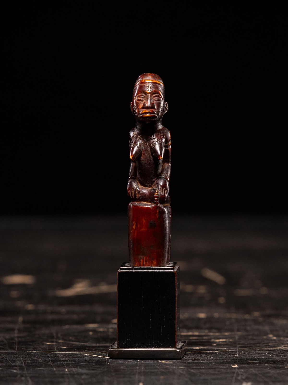 Staff Finial representing a chief's wife, Kongo People, DRC, 1st half 20th C