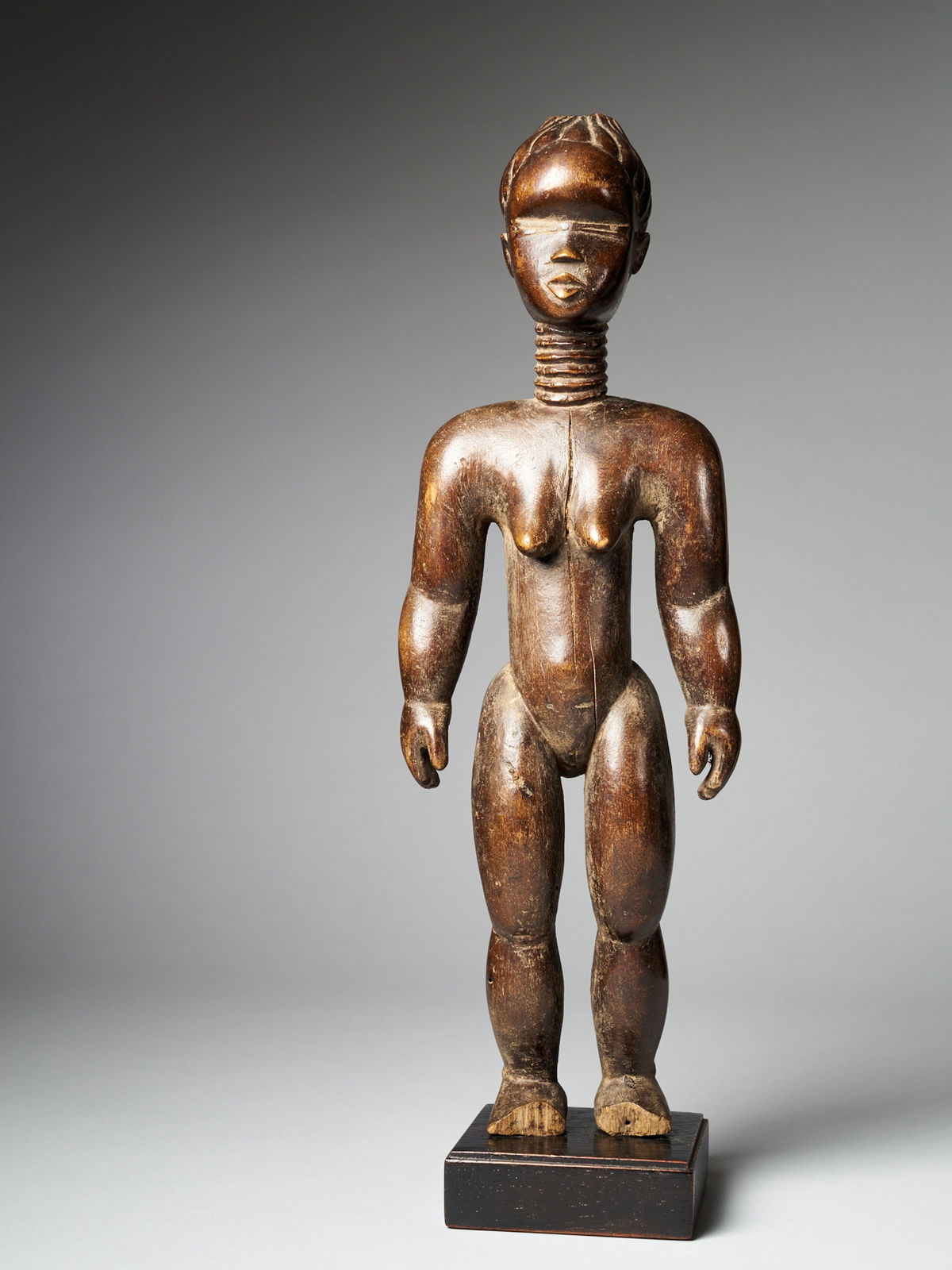 Lu Me hardwood Figure with dark ritual patina, Dan People, Liberia-Western Ivory Coast., 1930/1940