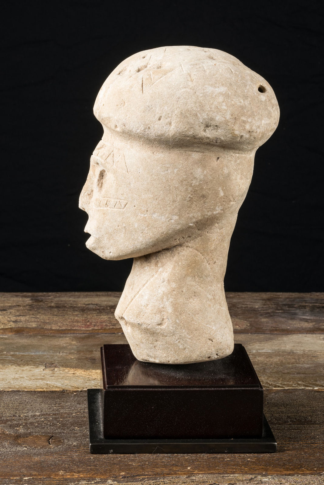 Solomon Islands Ancestor's sculptured Head, 1st half 20th Century