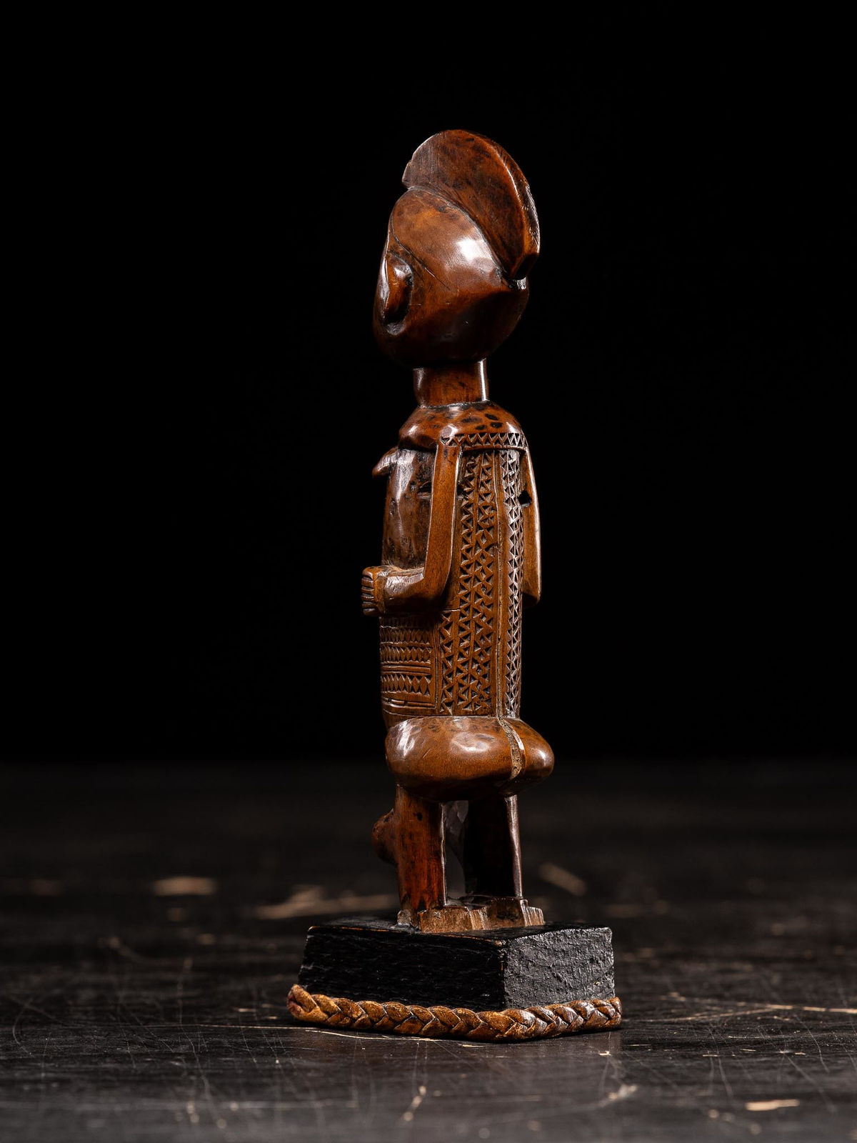 Female standing scarified Figure on old colonial stand, Bwende People, DRC, 1st half 20th C