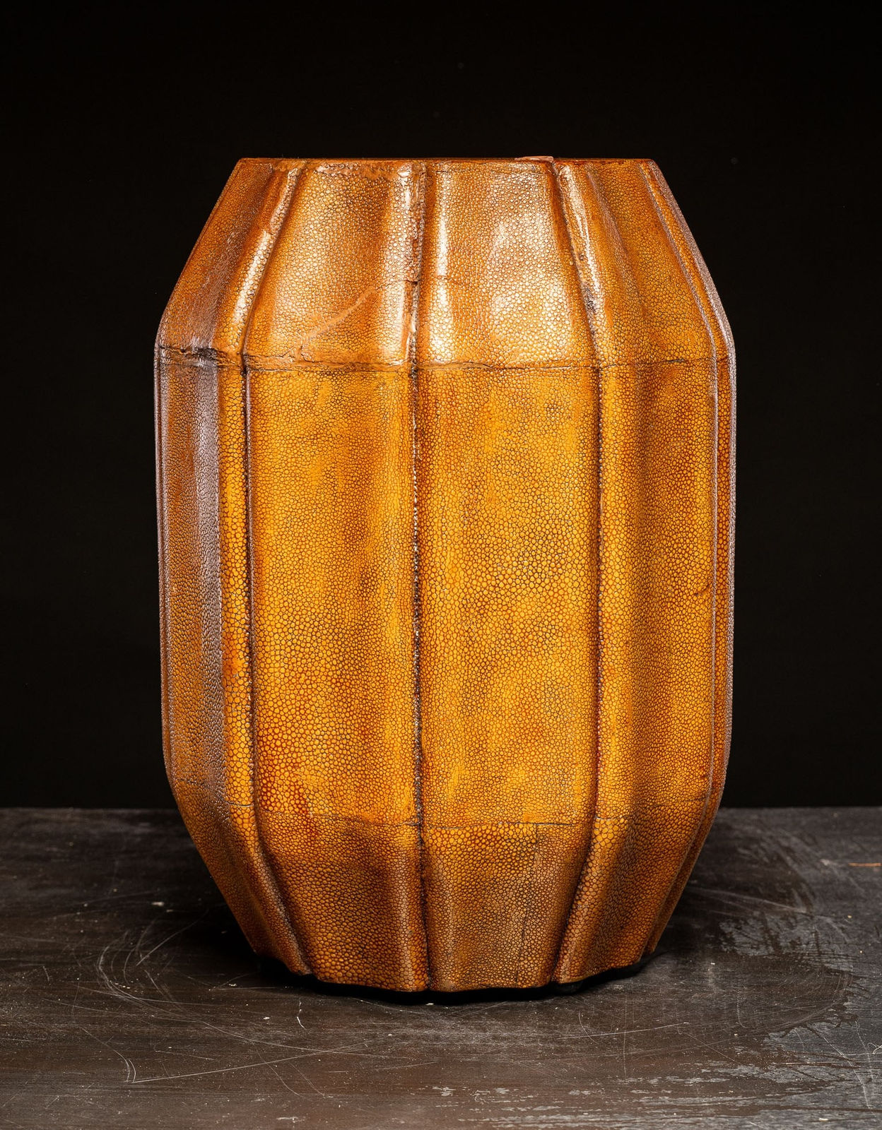 Japanese style antique Stool or Sidetable covered in Shagreen /Galuchat, 19th C
