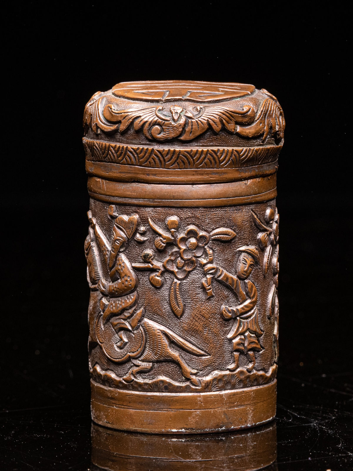 Antique Chinese Opium Box in hammered Brass, Decorated with a Scene of a Rider in a Landscape, 19th Century