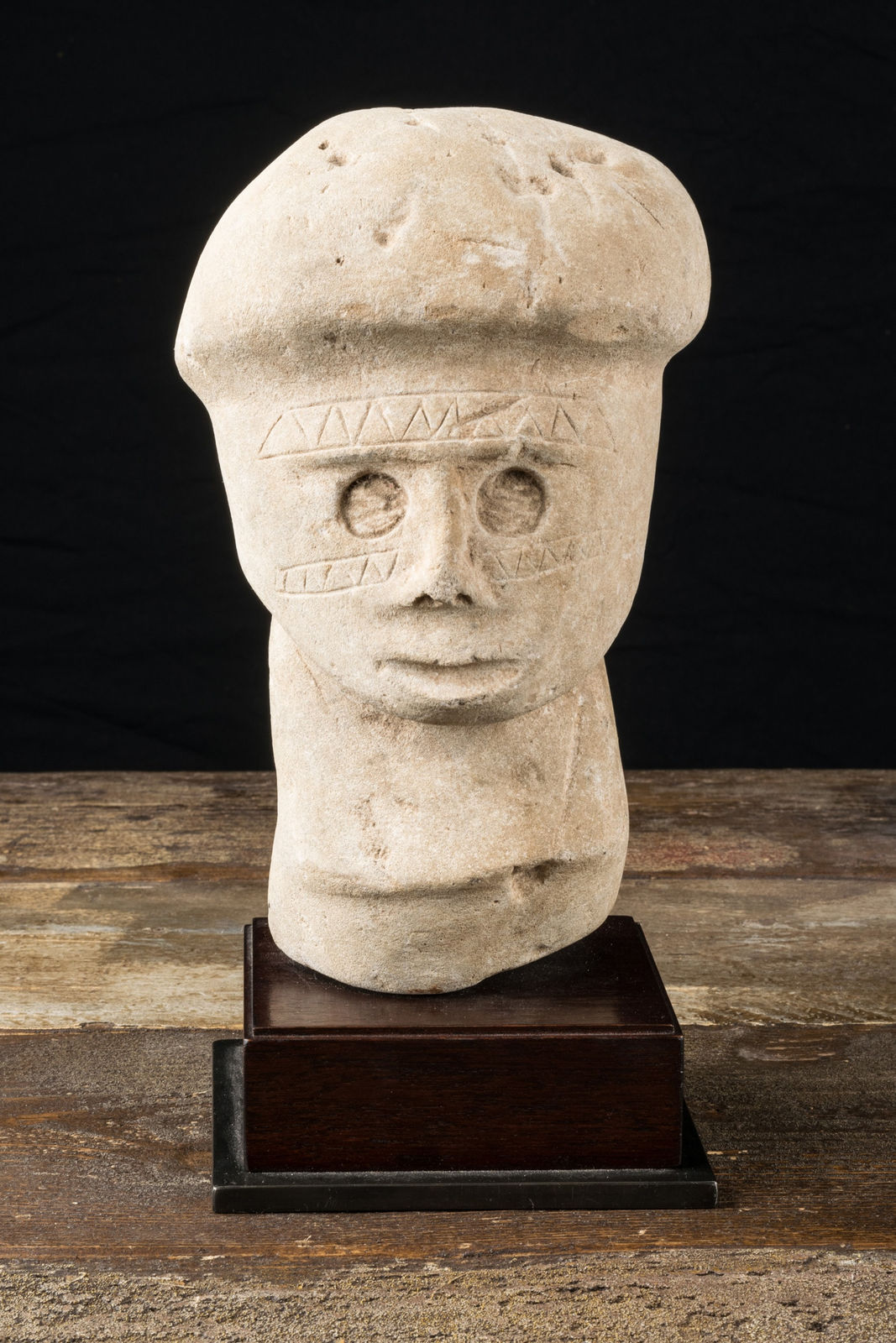 Solomon Islands Ancestor's sculptured Head, 1st half 20th Century