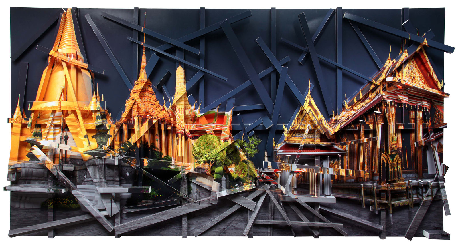 Piers Bourke, Shattered Palace - Bangkok , 2011