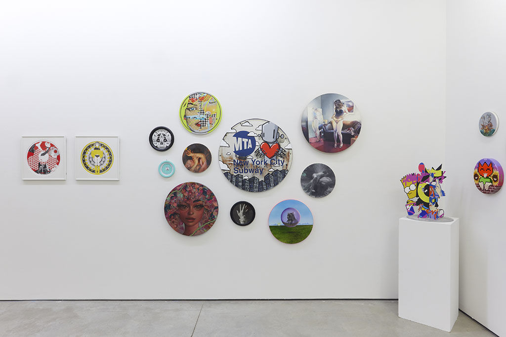 Install photo of Tondo group exhibition