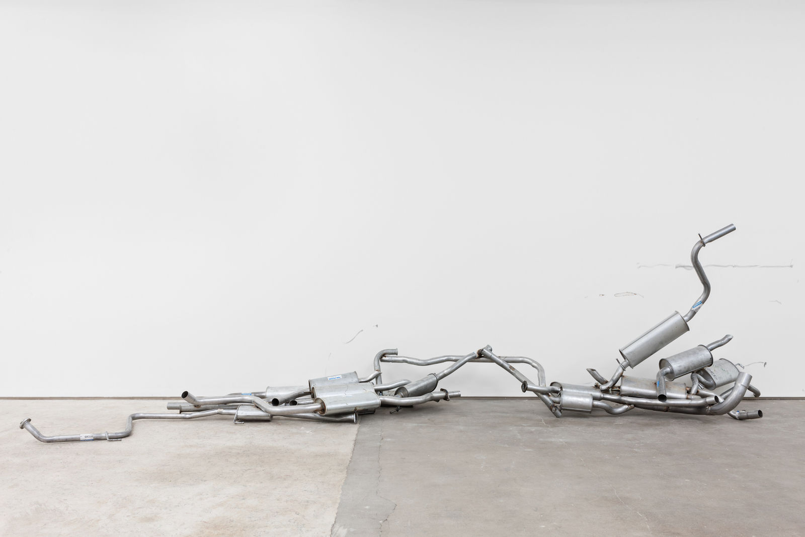 Matias Faldbakken, Untitled (Wall Drag), 2014