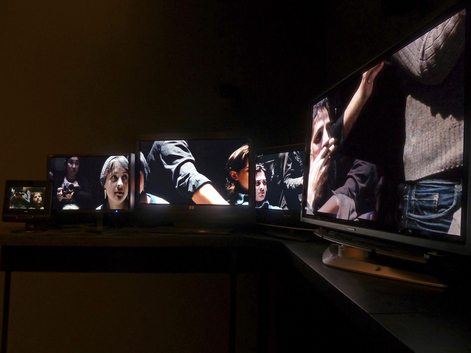 Nadav Assor, Cut Stories, 2010