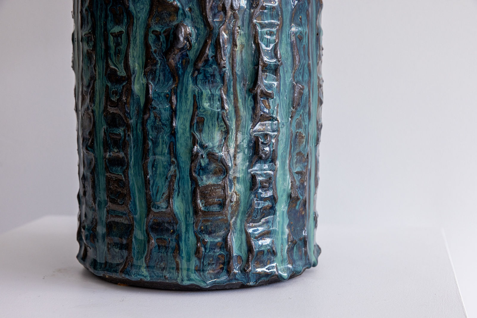 Christopher Maschinot, Turquoise Slip Lamp