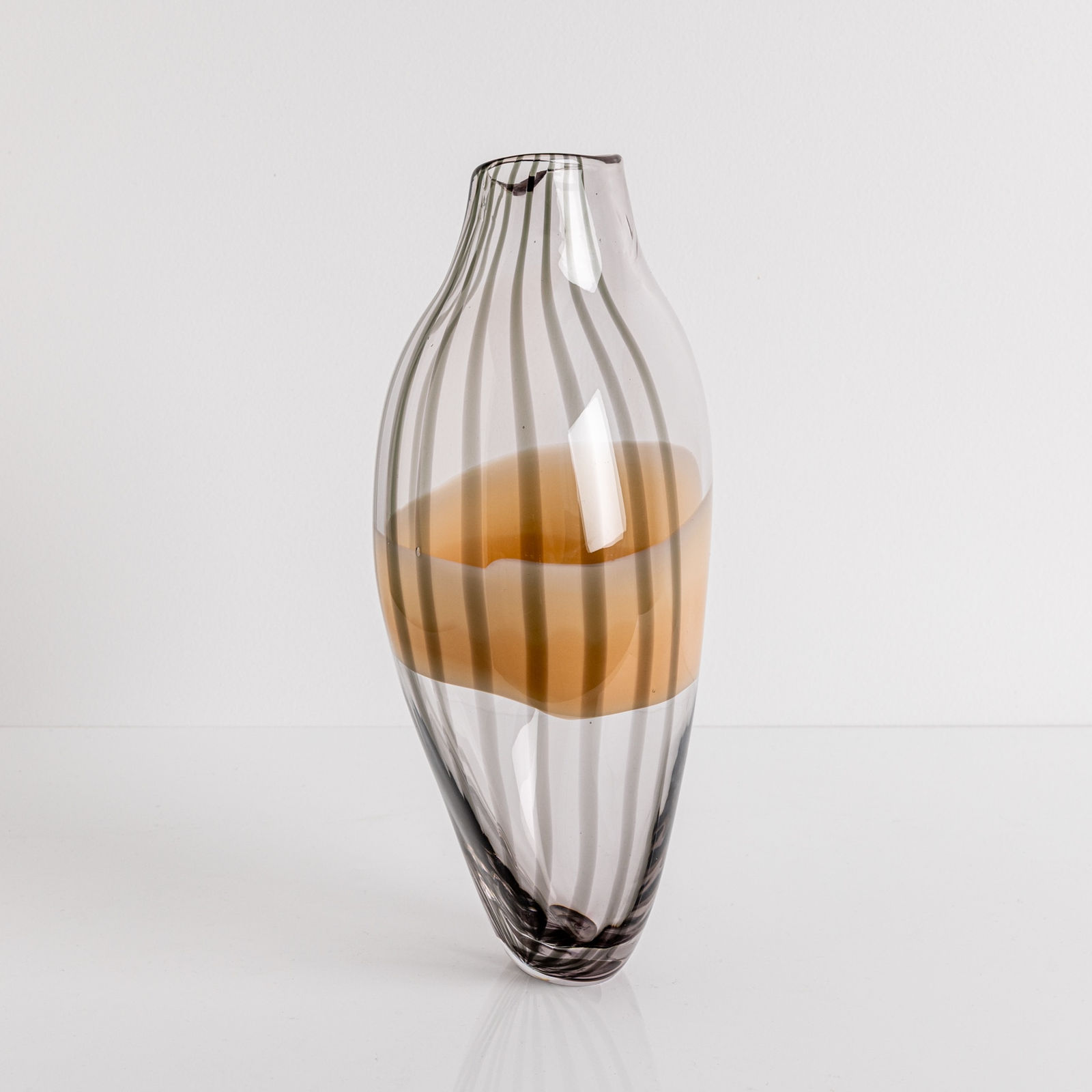 Michèle Oberdieck, Demi Stripe Bottle