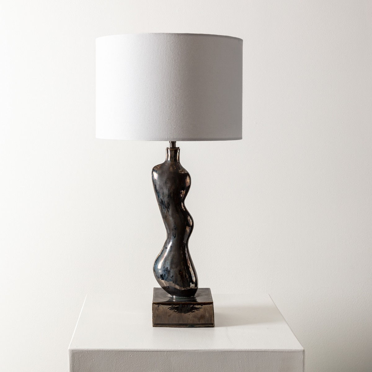 Gary Dipasquale, Metallic Black Lamp