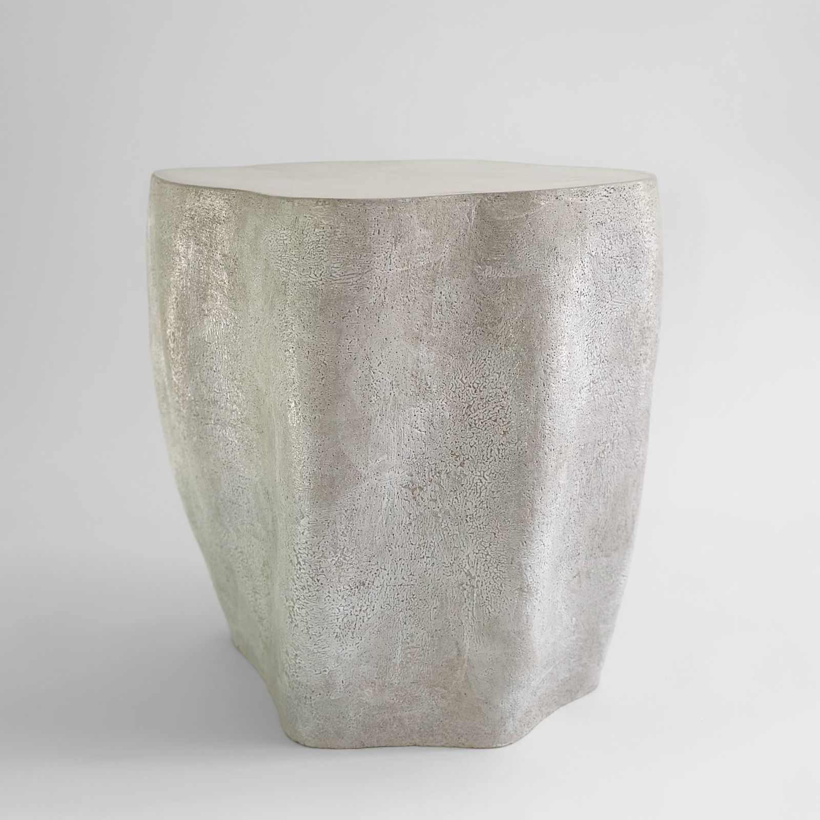Natalia Engelhardt, Side Table n. 510