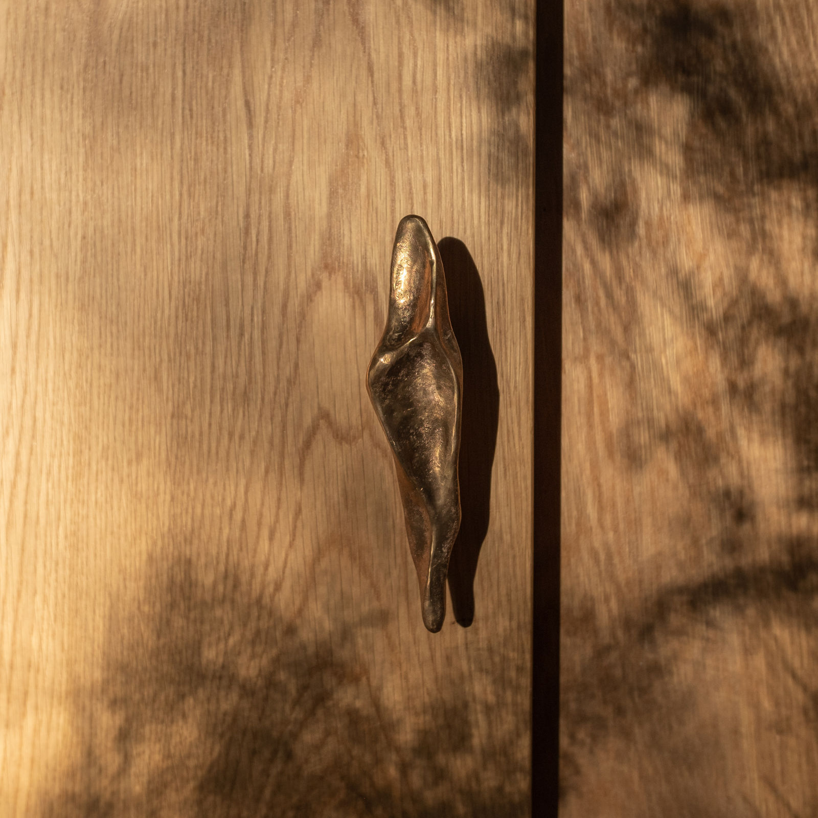 Eva Anna Gulacsi, Gentle Pinch Long Knob