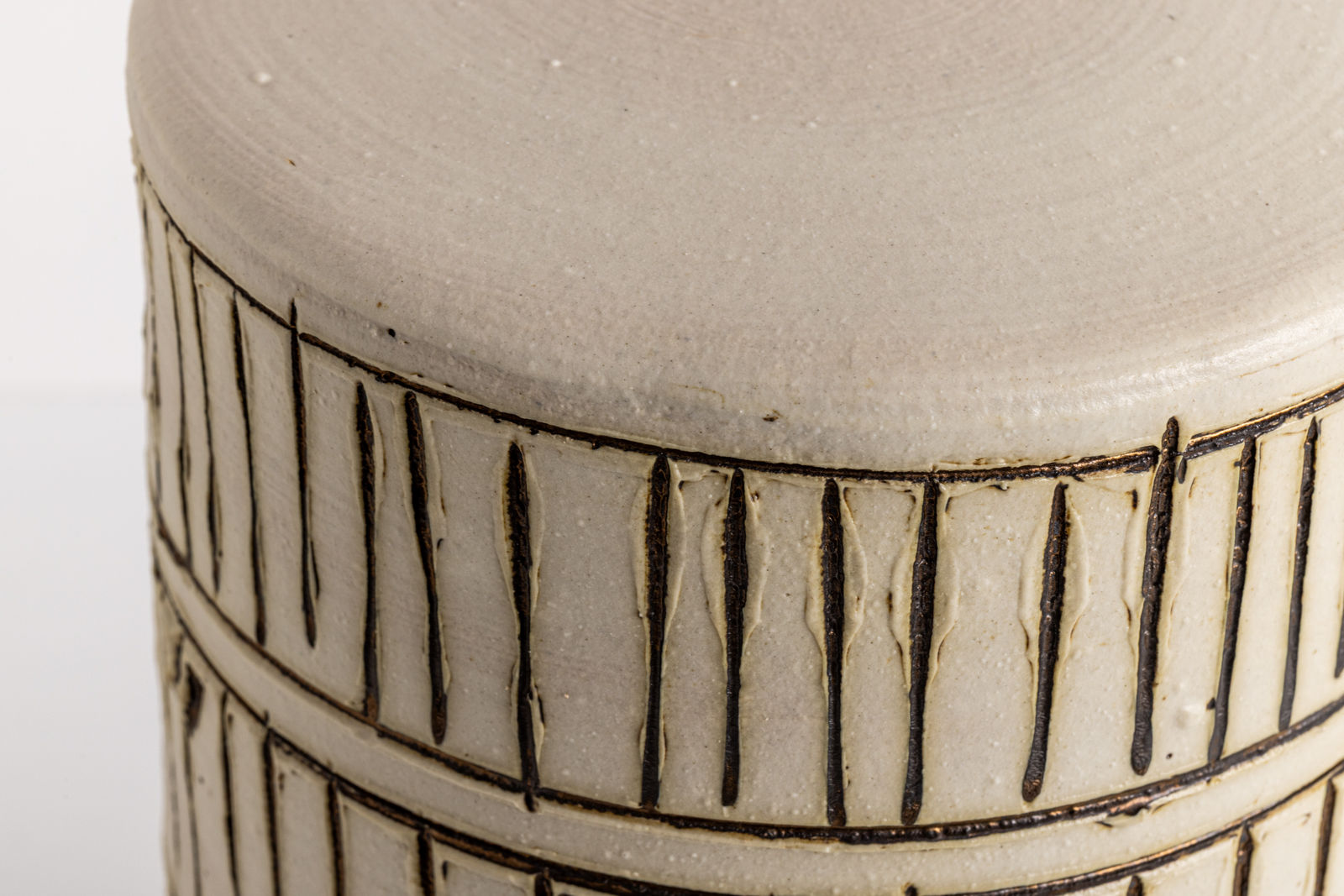 Christopher Maschinot, Ivory Scratch Lamp