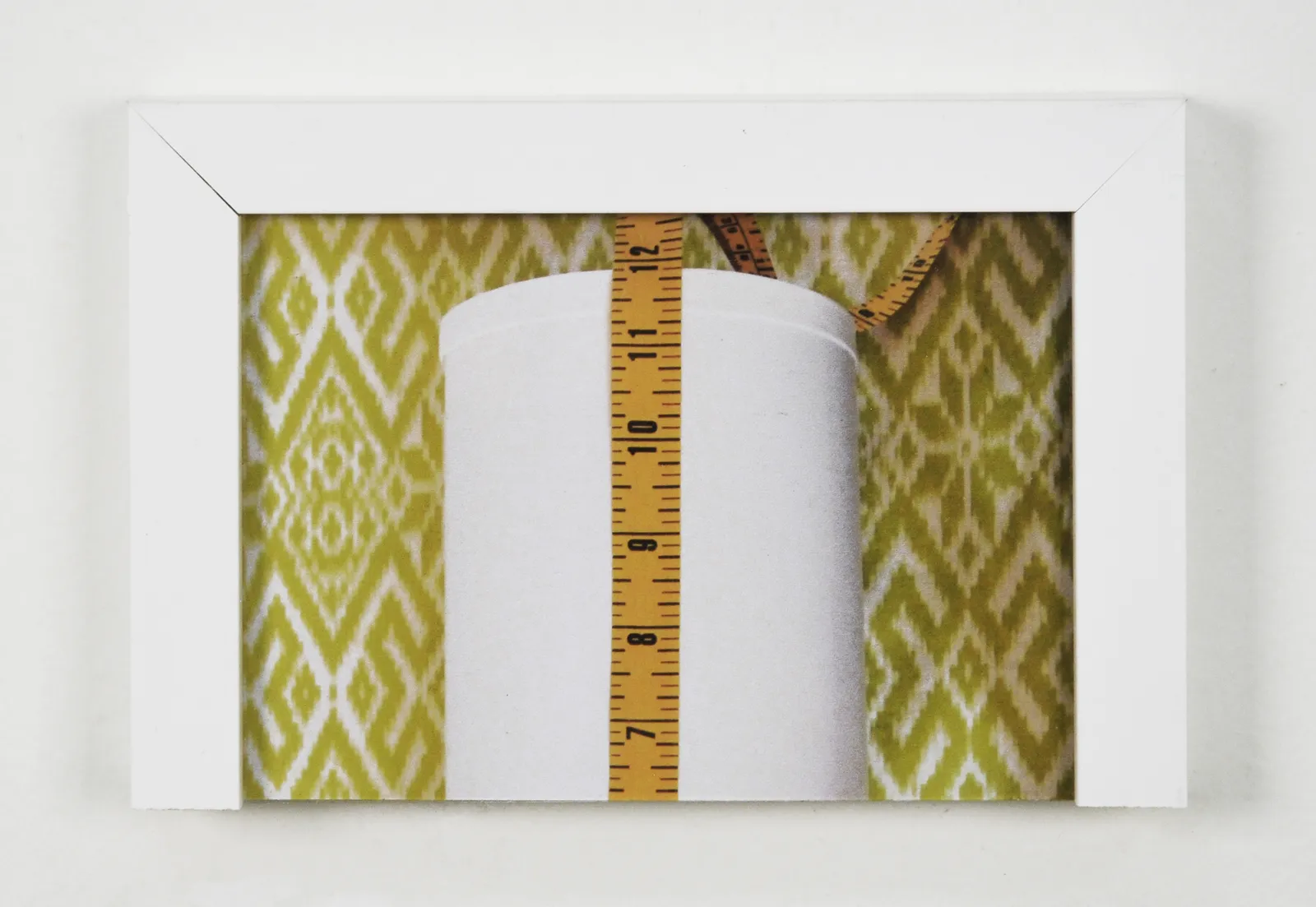 Shilpa Gupta split frames in a line