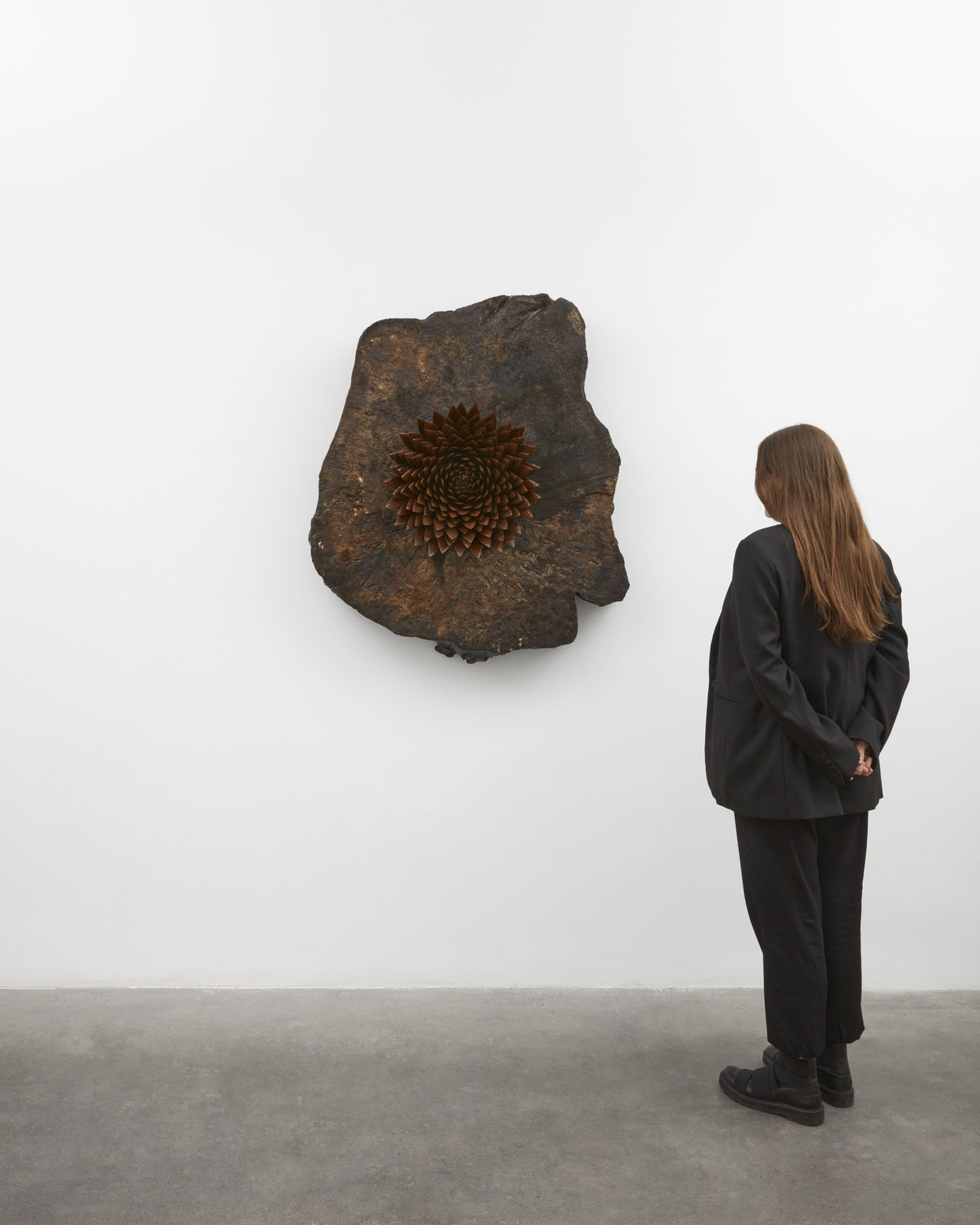 Image of Hrafntinnublómstur (Obsidian bloom) 2