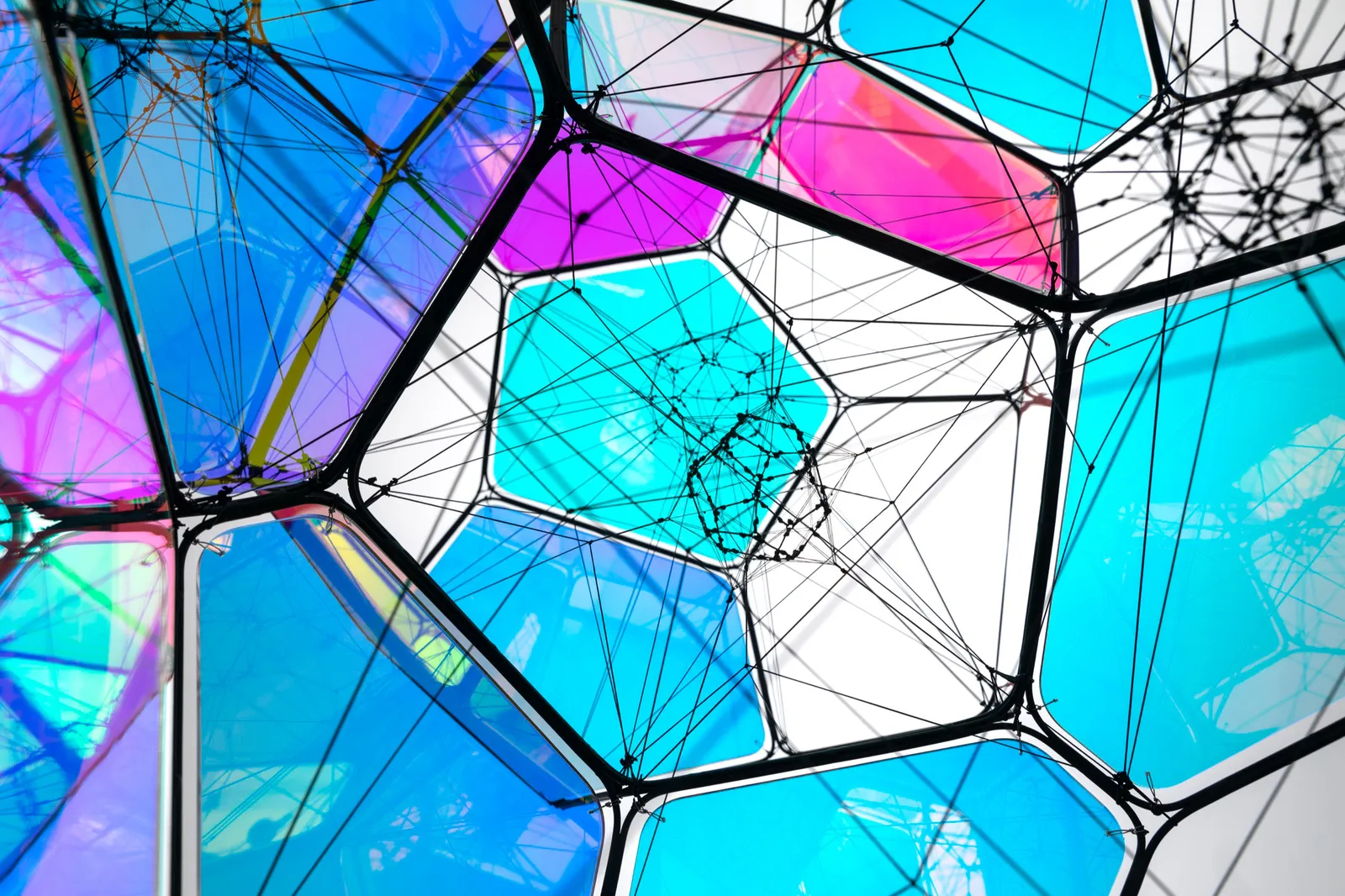 tomas saraceno hanging colorful cloud